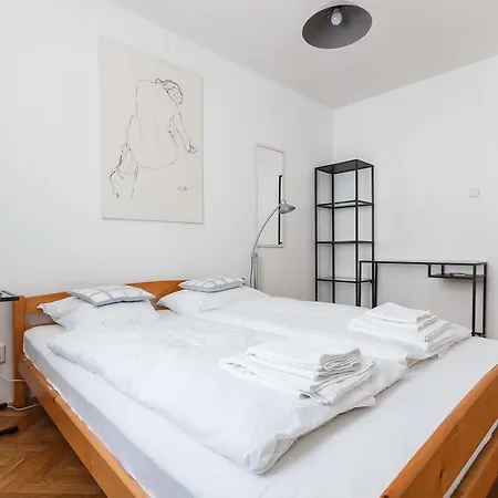 Stylish Old Town Apartament